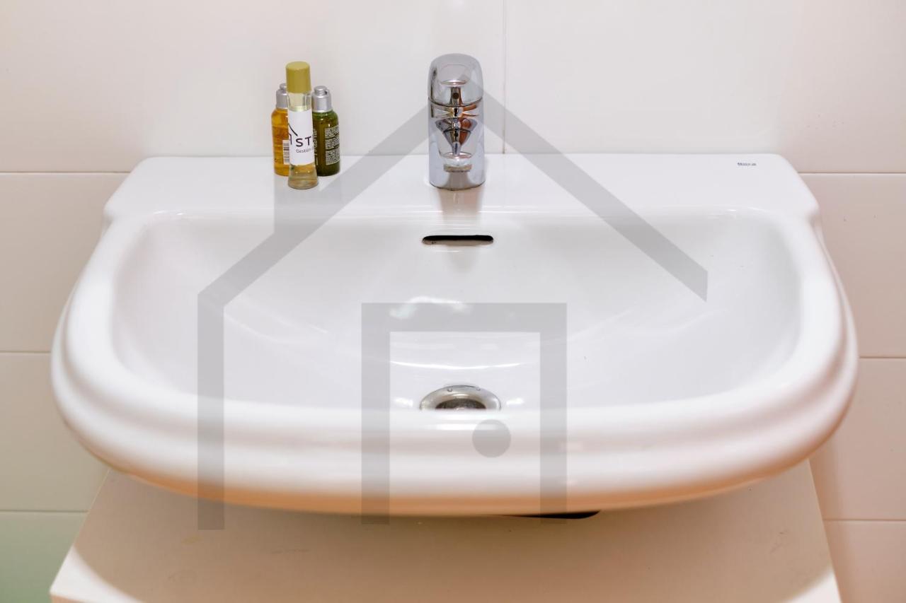 Loft En Oviedo - Ideal Para 3 Personas Екстериор снимка